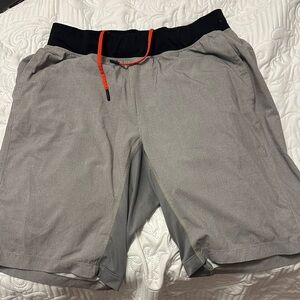 Men's  Lulu lemon Gray Athletic Shorts 30”21”
